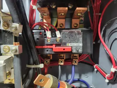 USED SQUARE D MODEL 6