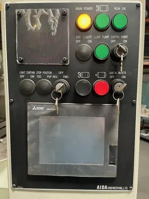 2020 AIDA NS2 - 3000(2) Straight Side Double Crank Press | Kempler Machinery (4)