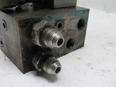 Vickers XM1-3FK1-30-JA Flui-Trol Hyd. Flow Control Valve& Solenoid Block Assy'