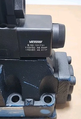 USED Vickers DG5S-8-4C-VM-FW-B5-30