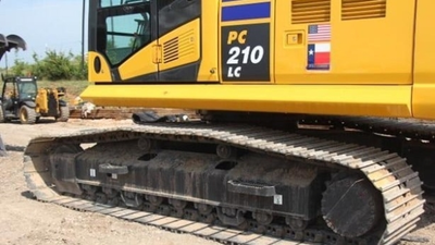 USED 2023 Komatsu PC210 LC-11
