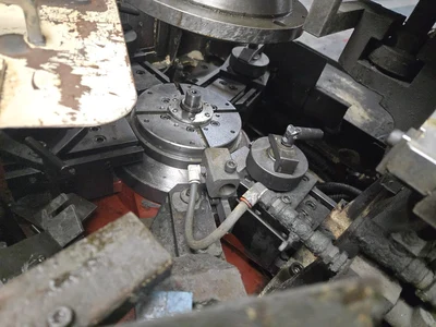 Koyo KL-600 Rough Surface Grinding Machine