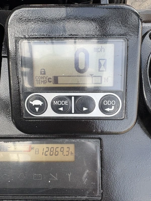 USED 2017 TOYOTA 8FGCU25