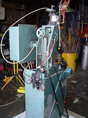 USED 1993 IMPERIAL PB-6