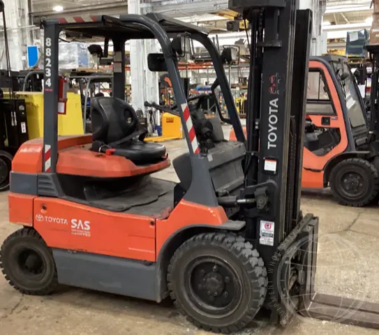 Used 2014 TOYOTA 7FB30 4-Wheel Sit down Electric Counterbalance Forklifts Illinois US | Forklift Exchange #1323847