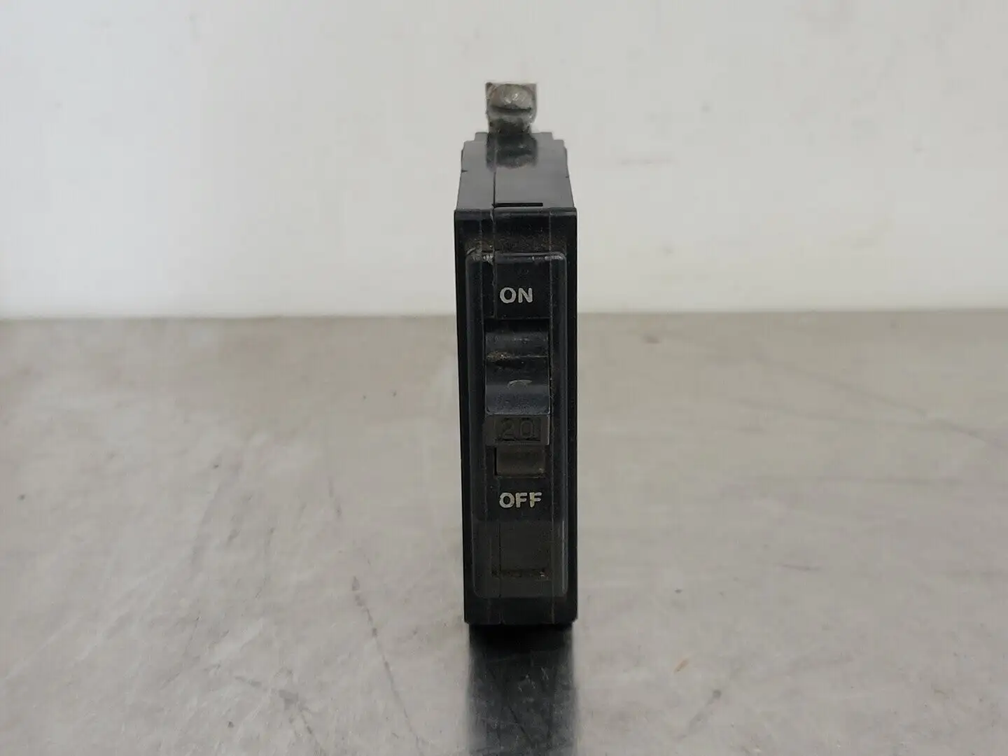 USED SQUARE D QO120
