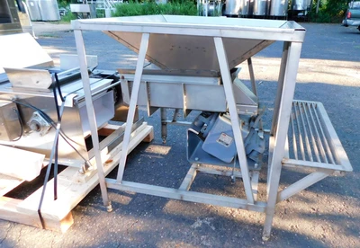 Used FRAIZER WHIZ LIFTER "C" 20 X 9 Conveyors New Jersey US | Champion Trading Corporation #1345542