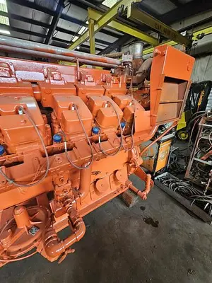 USED 1992 WAUKESHA 7042GSI GAS COMPRESSOR ENGINE