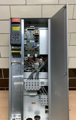 USED DANFOSS VLT6052GT4CN1STR0DLF00A00C0