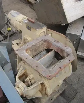USED PRATER PAV10S