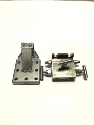 PGI M-694HHT-VSH Valve Fugitive Emissions Manifold Assembly w/Head Duty SS Manifold Bracket