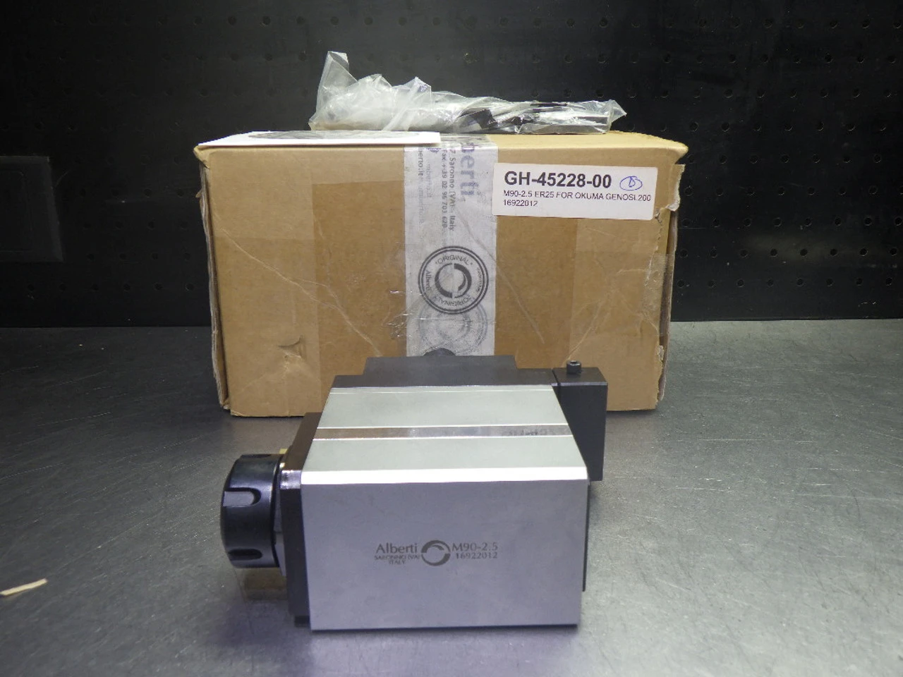 Alberti VDI30 ER25 Right Angle Head For OKUMA/Genos M90-2.5 (LOC212)