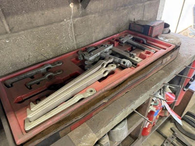 Used _UNKNOWN_ _UNKNOWN_ Internal bearing puller kits Michigan US | Miedema Asset Management Group #1372037