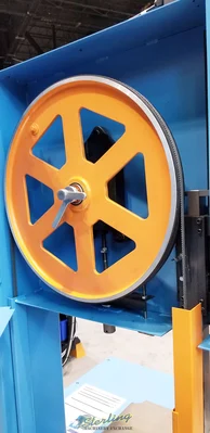 New | in-Stock DOALL 2013-V2 Vertical Band Saws California US | Sterling Machinery Exchange #1466023
