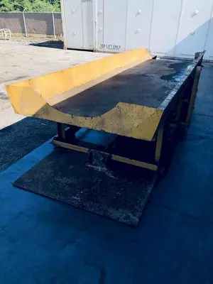 Schutte 250 HP Pallet Shredder