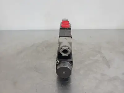 Hydraulic Valve Work Section 123410201 w/ Solenoid