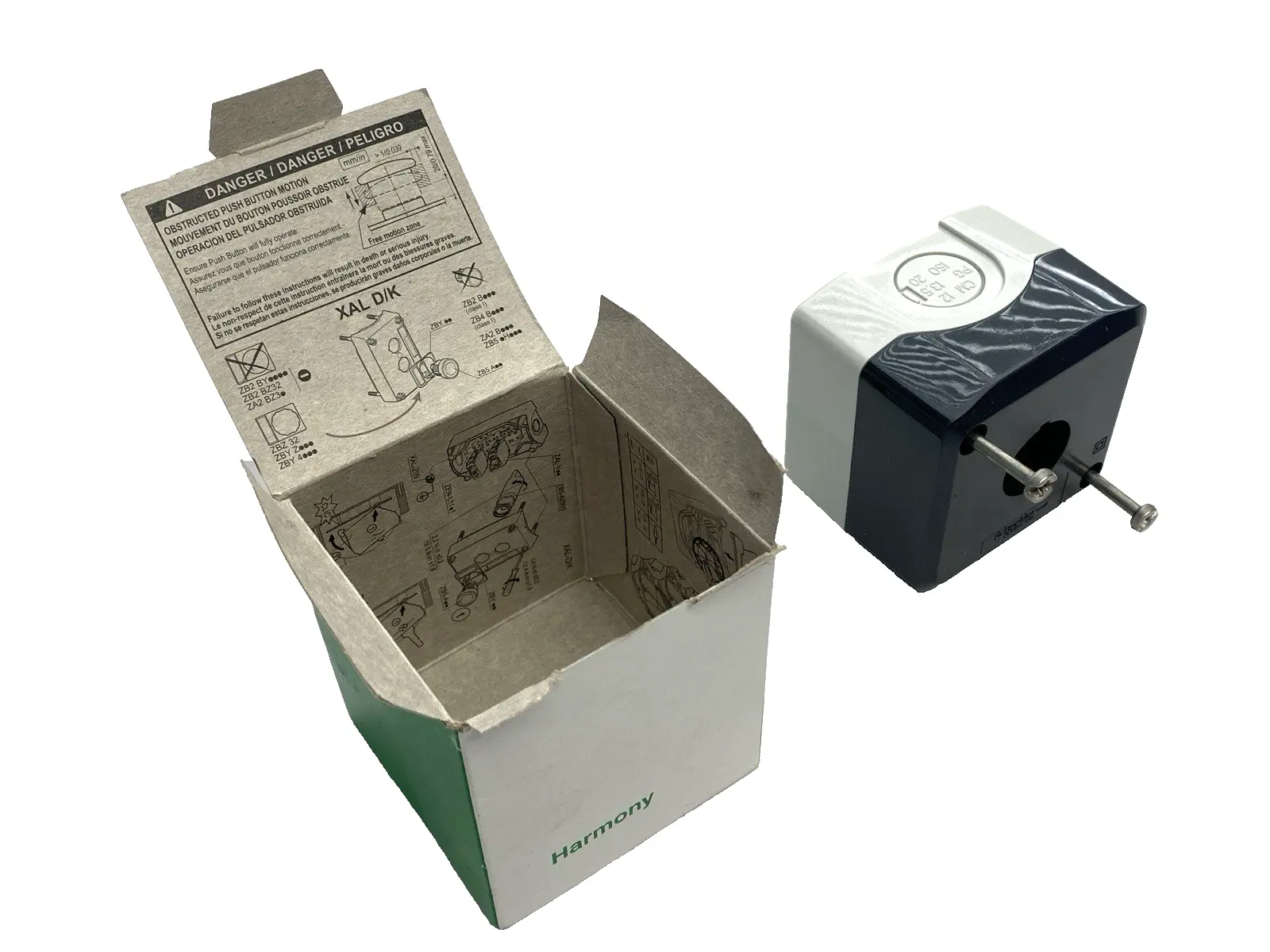 New | in-Stock Schneider Electric Empty Pushbutton Control Station 22mm Relays & Switches Michigan US | Maverick Industrial Sales #1401627