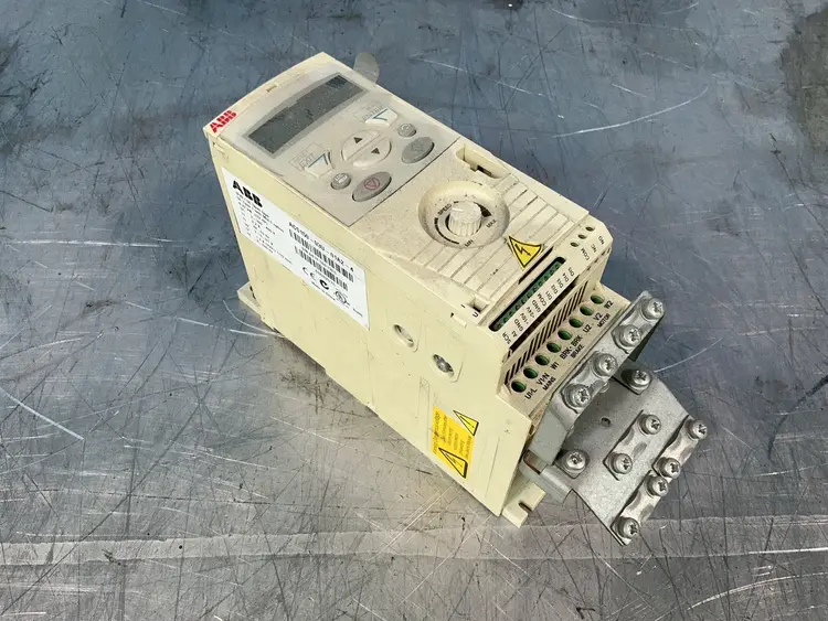 Used ABB ACS15003U01A24 Variable Speed Drives Ohio US | HGR 24 #1406004