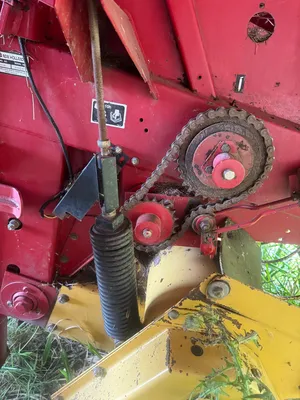 NEW HOLLAND 648 Balers | Penncon Management, LLC (56)