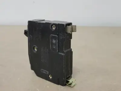 USED SQUARE D QO115
