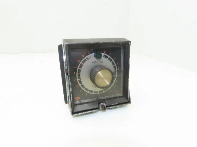 Eagle Signal HP53A6 Analog Reset Timer 0-5 Min 120V HP5 CYCL-FLEX Series