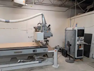 USED 2006 HOLZHER 7226ME