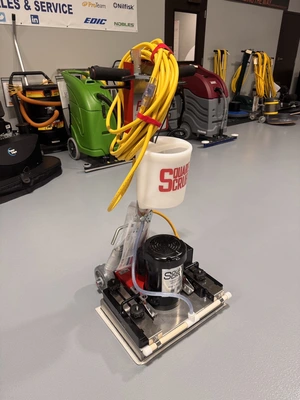 Square Scrub EBG20/C Pivot with Water Tank NEW