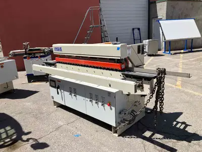 USED 2022 UNIQUE 422