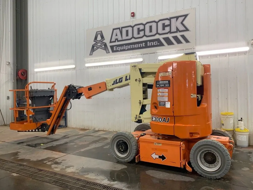 Used 2014 JLG E300AJP ARTICULATING BOOM LIFT Articulating Boom Lifts Alberta CA | Adcock Equipment #1418166