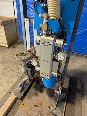 SEALANT EQUIPMENT & ENGINEERING Dispensing Pump Sealant Pump | K.B. Industries LLC (7)