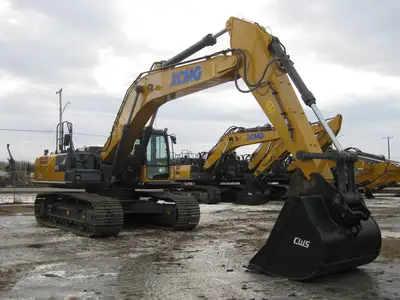 USED 2018 XCMG XE360U