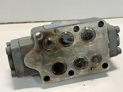 USED VICKERS DG4V-3S-6C-M-U-HL7-60-EN490-B13