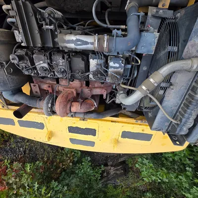 2000 KOMATSU PC400LC-6LM Excavator | Iron Listing (64)