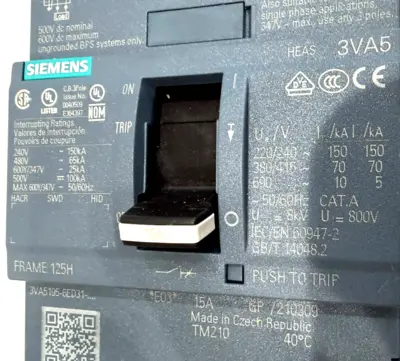 NEW SIEMENS 3VA5195-6ED31-0AA0 CIRCUIT BREAKER 15A 3VA51956ED310AA0
