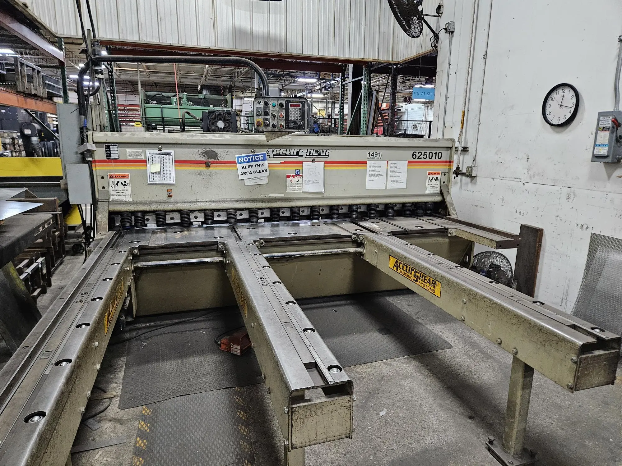 2009 Accurshear 625010 Hydraulic Shear