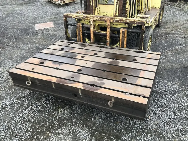 Used T-SLOT TABLE 3000 X 2120 X 400 MM Tables, Floor & Layout Plates BE | Apt International N.V #366445