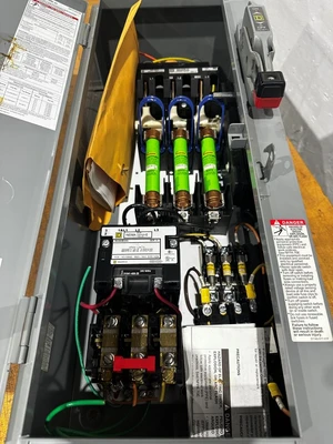 SQUARE D SIZE 0/30A COMBINATION MOTOR STARTER