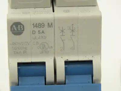 Allen Bradley 1489-M2D050 Circuit Breaker 5A 2 Pole 480 VAC Ser D Lot of 3