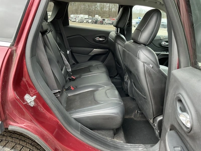 USED 2019 JEEP CHEROKEE