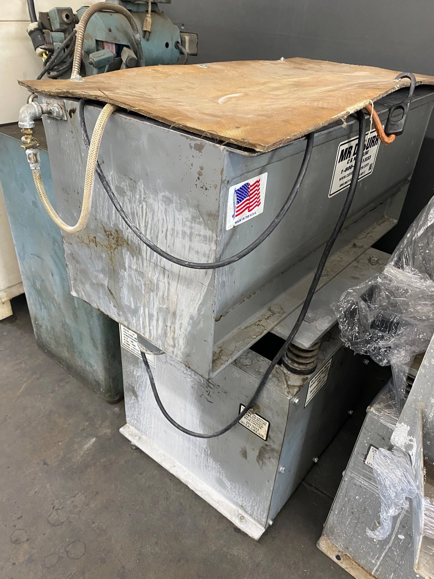 Used C&M TOPLINE MR DEBURR DB300 Vibratory Machines California US | PM Machines #1277052