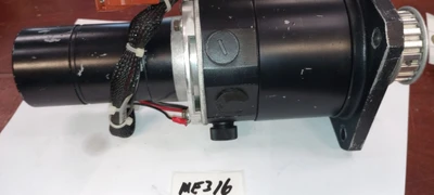 NEW Yaskawa Electric / Minertia Motor R08M-UV31