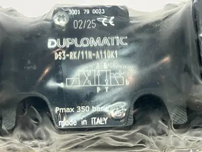 NEW DUPLOMATIC DS3 SOLENOID OPERATED DIRECTIONAL CONTROL VALVE