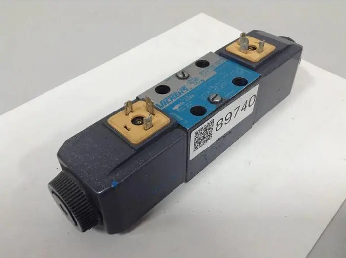 USED VICKERS DG4V-3-6C-M-U-HL7-60