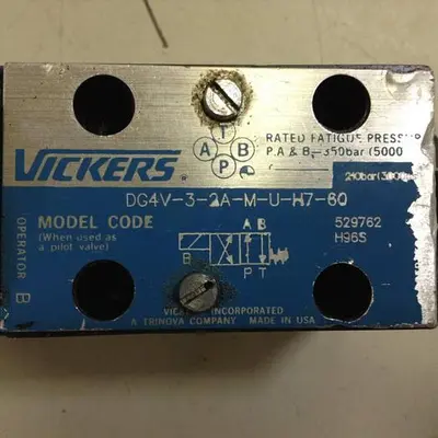 USED VICKERS DG4V-3-2A-M-U-H7-60