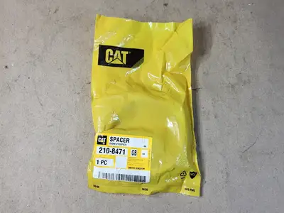 NEW CATERPILLAR 210-8471