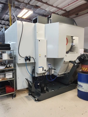 2020 HAAS UMC 750 Vertical Machining Centers | Machinery Network (11)