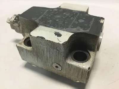 USED VICKERS CVCS25C1S2W24510S24AP10P10