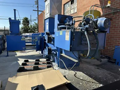 USED BALEMASTER 4030G-8 AUTO-TIE BALER