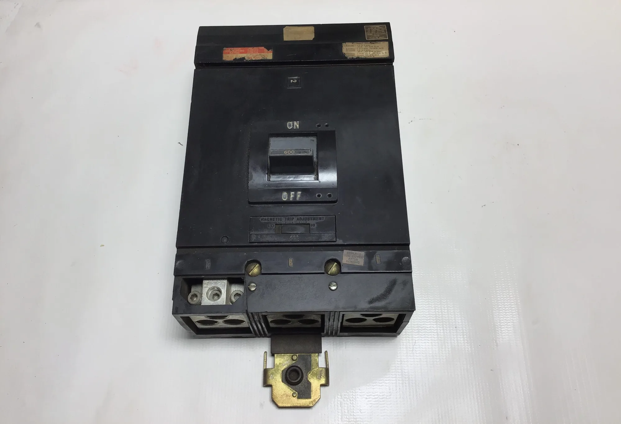 Square D 600AMP Molded Case Circuit Breaker