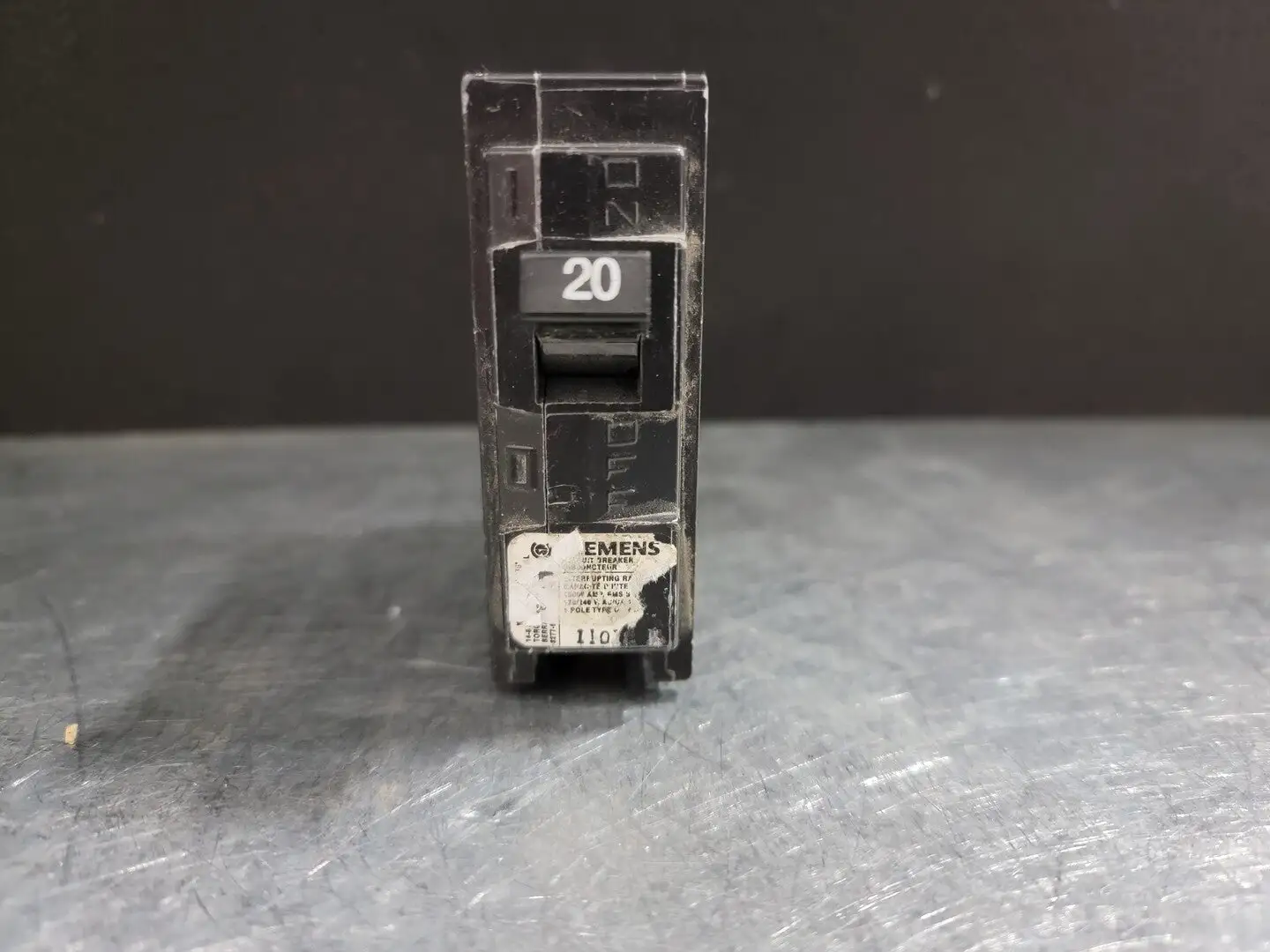 USED SIEMENS Q120